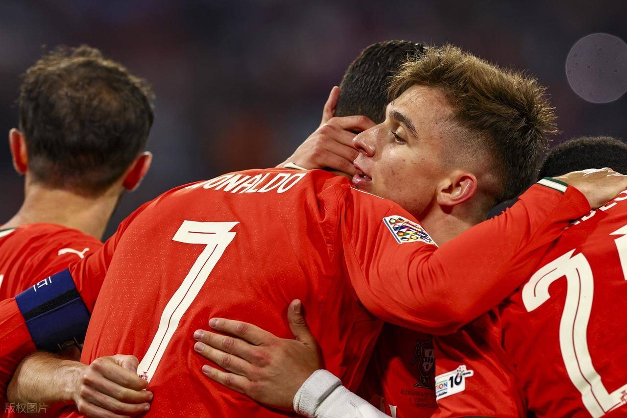 包含欧国联比赛：曼联主场不敌莱切斯特城的词条