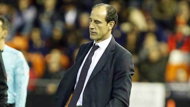 B体育体育网页版登录入口-瓦伦西亚小胜埃瓦尔，克服不利胜出