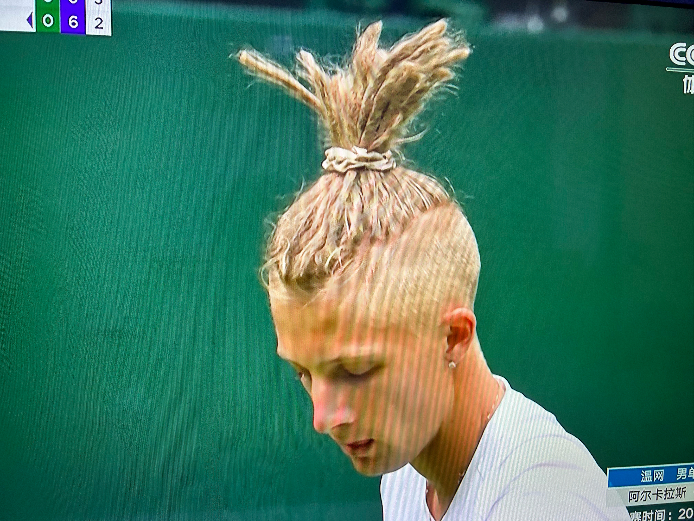 爱沙尼亚运动员崭露头角，创造佳绩的简单介绍