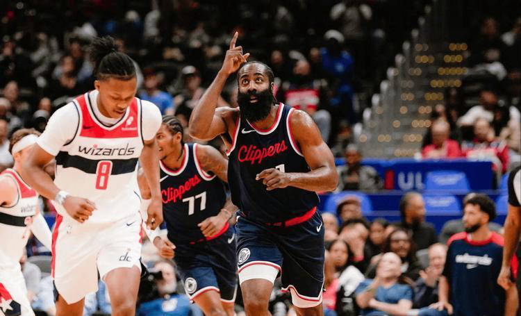 曝光！哈登正式加盟湖人，领衔新赛季冲击总冠军的简单介绍