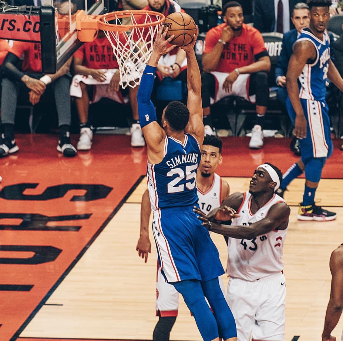 关于马克·加索尔加盟76人！球队内线防守再添利器的信息