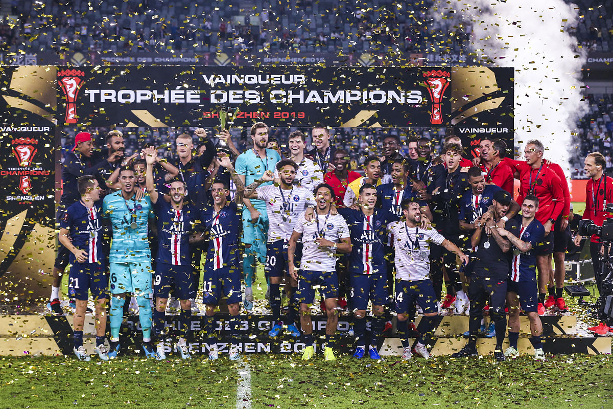 关于欧洲足球盛会引发球迷狂热，掀起一片热潮的信息