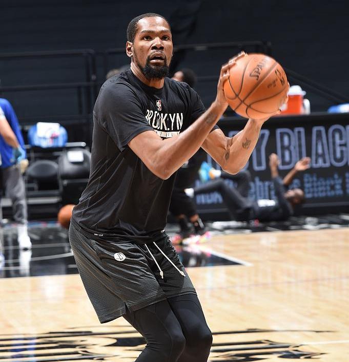 篮网主控恢复训练，或将很快复出的简单介绍