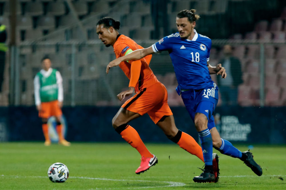 荷兰男足零封马其顿，芬兰首胜欧锦赛胜利！